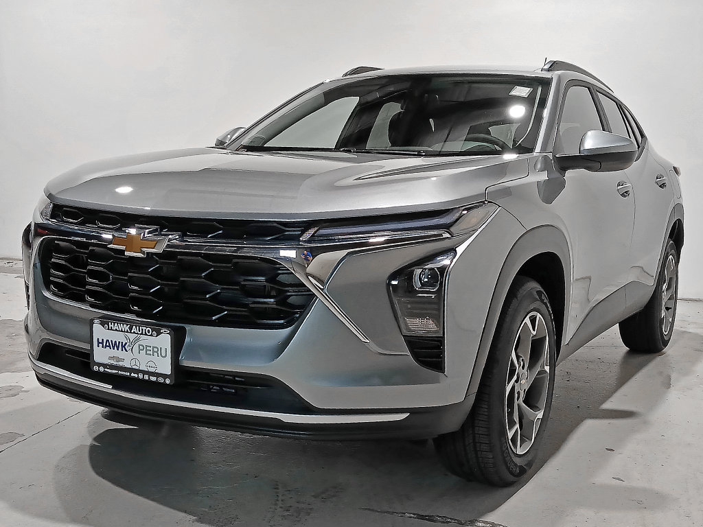 Used 2026 Chevrolet Trax LT w/ Driver Confidence Package FWD image 3