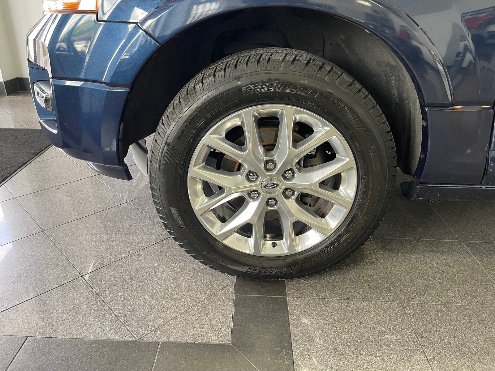 Used 2017 Ford Expedition Limited w/ Equipment Group 301A RWD image 21