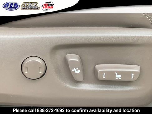 Used 2017 Lexus GX 460 image 17