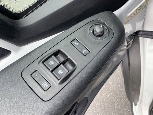 New 2024 RAM ProMaster 2500 w/ Safety Group FWD image 17