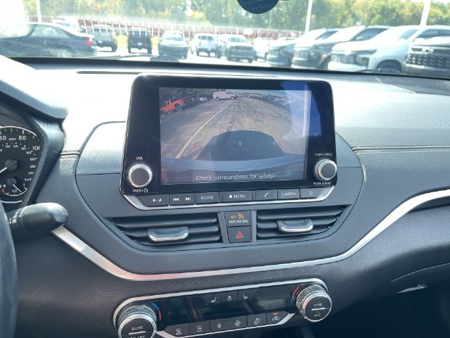 Used 2020 Nissan Altima 2.5 SV FWD image 14