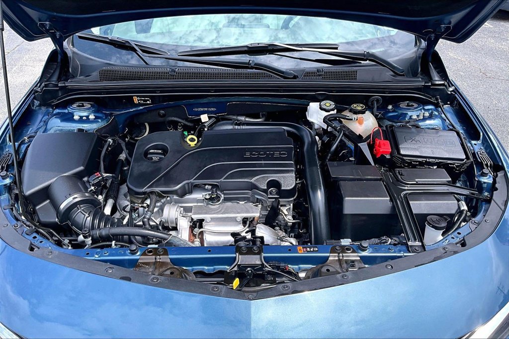 Used 2024 Chevrolet Malibu LT FWD image 30