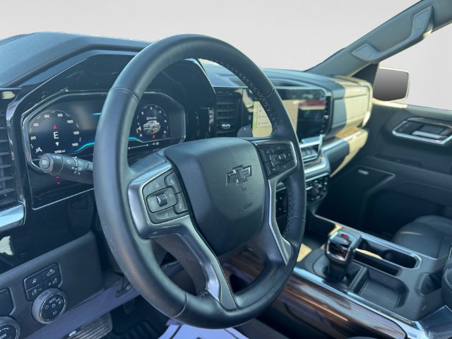 Used 2025 Chevrolet Silverado 1500 RST w/ All Star Edition Plus RWD image 13