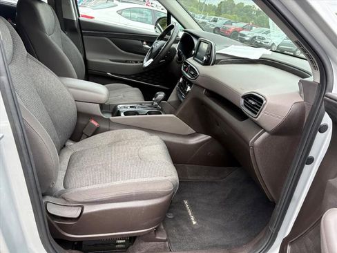 Used 2019 Hyundai Santa Fe SEL image 15