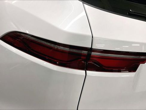 Certified 2024 Jaguar F-PACE R-Dynamic S image 29