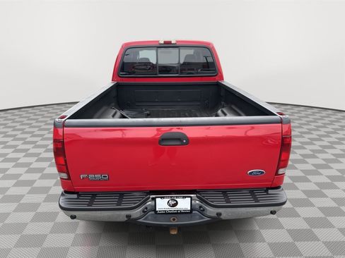 Used 2004 Ford F250 Lariat image 10