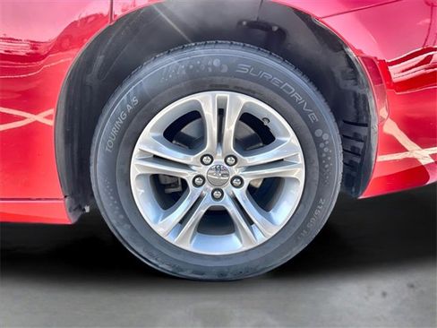 Used 2022 Dodge Charger SXT w/ Leather Interior Group image 8