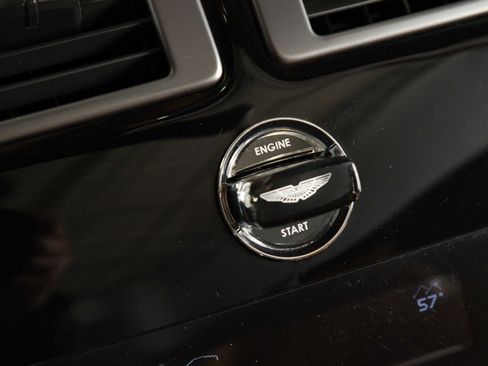Used 2011 Aston Martin V8 Vantage Roadster RWD image 26