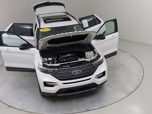 Certified 2023 Ford Explorer XLT w/ Equipment Group 202A image 49