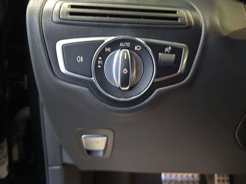 Certified 2022 Mercedes-Benz GLC 43 AMG 4MATIC image 28