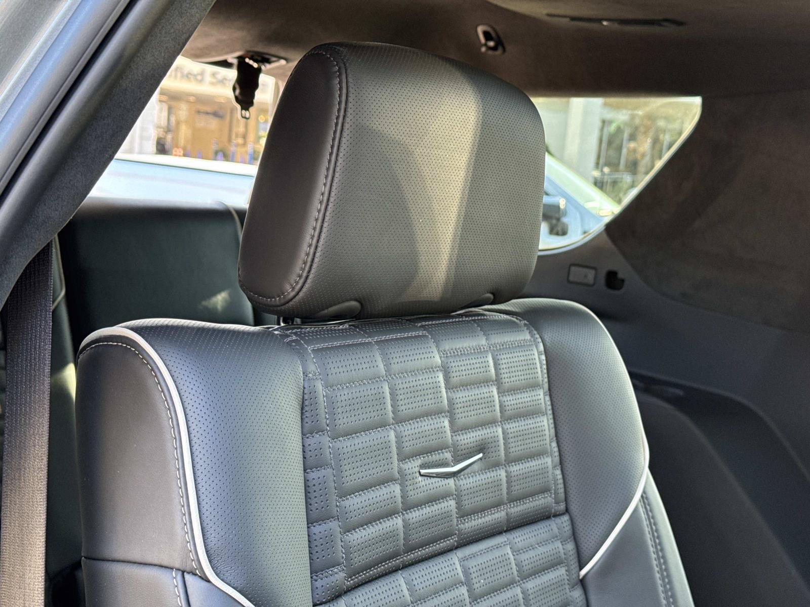 Used 2026 Cadillac Escalade Platinum Luxury w/ LPO, Floor Liner Package AWD/4WD image 25