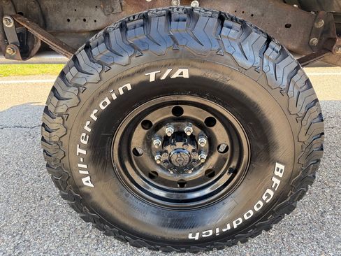 Used 1990 Dodge Ramcharger 4WD image 19