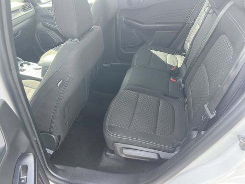 Used 2024 Ford Escape Active AWD/4WD image 32