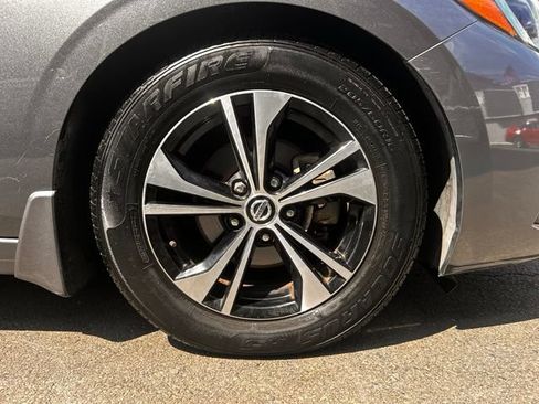 Used 2020 Nissan Sentra SV FWD image 29