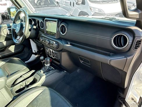 Used 2023 Jeep Wrangler Unlimited Sahara w/ Cold Weather Group image 33