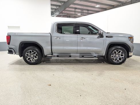 Used 2023 GMC Sierra 1500 SLT w/ SLT Premium Plus Package image 2