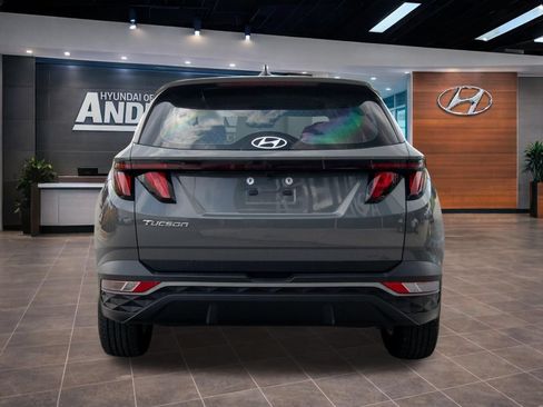Used 2024 Hyundai Tucson SE FWD image 11
