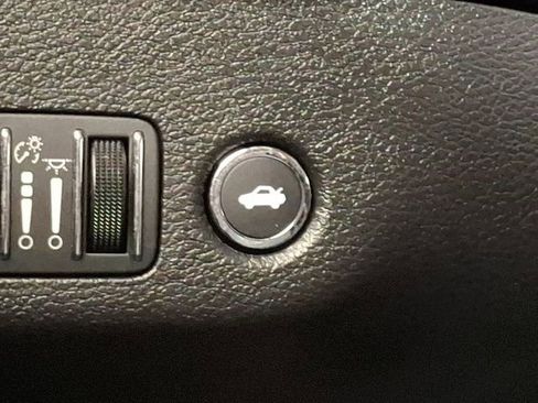 Used 2022 Dodge Charger Scat Pack image 25