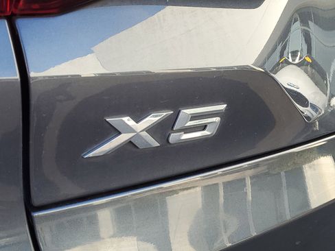 Used 2021 BMW X5 xDrive40i w/ Premium Package 2 image 5