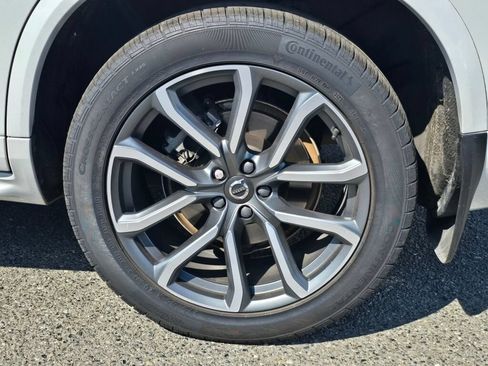 Used 2019 Volvo XC90 T6 Momentum w/ Advanced Package AWD/4WD image 9