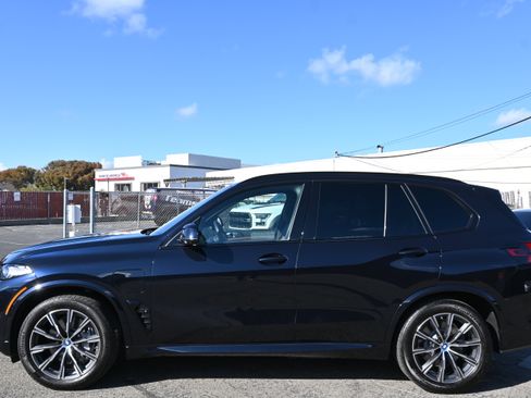 Used 2024 BMW X5 xDrive50e w/ M Sport Package AWD/4WD image 7
