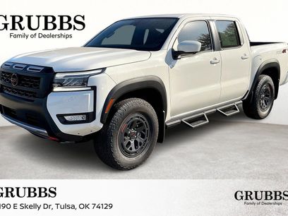 New 2025 Nissan Frontier PRO-4X w/ Pro Convenience Package