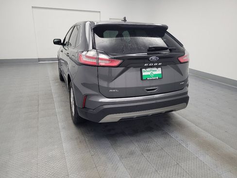 Used 2023 Ford Edge SEL image 6