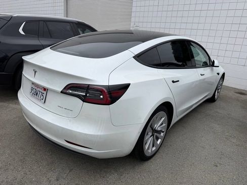 Used 2021 Tesla Model 3 Long Range AWD/4WD image 5