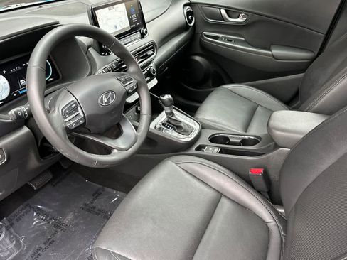 Used 2022 Hyundai Kona Limited w/ Cargo Package image 11