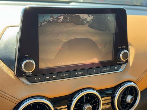 Used 2020 Nissan Sentra SV w/ SV Premium Package image 31