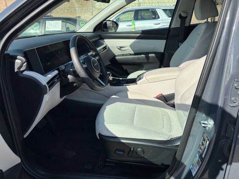Used 2025 Hyundai Tucson SEL FWD image 29