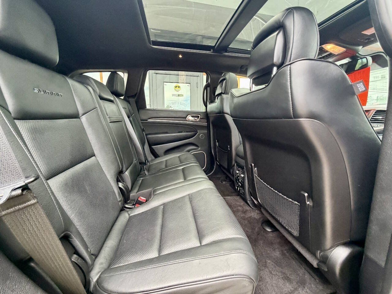 Used 2016 Jeep Grand Cherokee Summit AWD/4WD image 27