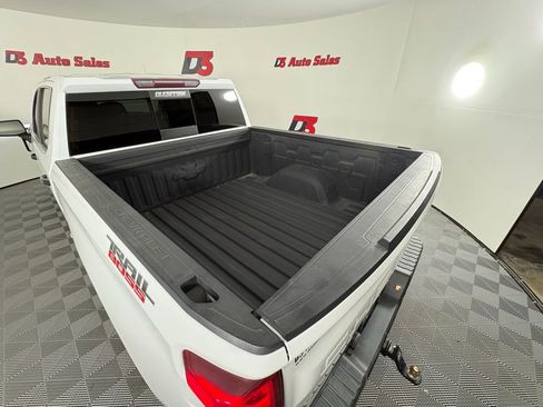 Used 2019 Chevrolet Silverado 1500 LT Trail Boss image 52