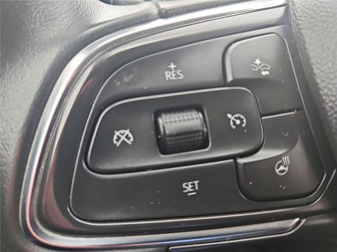 Used 2022 Buick Envision Avenir w/ Technology Package II AWD/4WD image 15