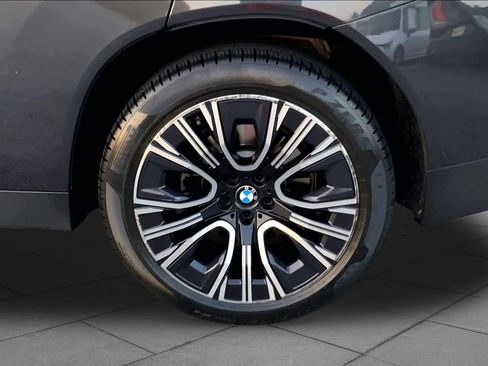 Used 2025 BMW X3 xDrive30i w/ Premium Package AWD/4WD image 11