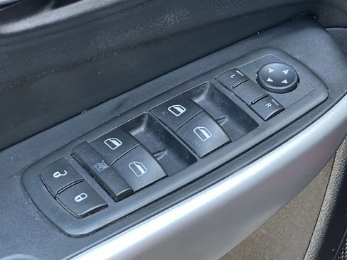 Used 2017 Jeep Cherokee Trailhawk w/ Comfort/Convenience Group image 14