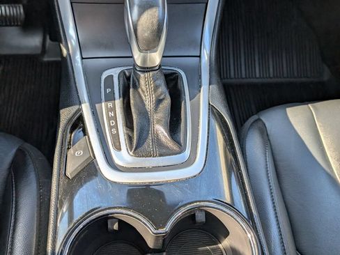 Used 2018 Ford Edge Titanium w/ Cold Weather Package AWD/4WD image 26