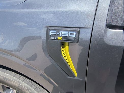 Used 2025 Ford F150 STX w/ Equipment Group 200A RWD image 7