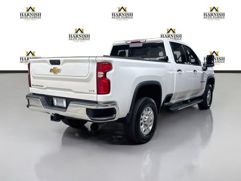 Used 2022 Chevrolet Silverado 3500 LTZ w/ LTZ Convenience Package AWD/4WD image 5