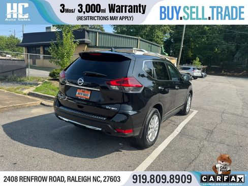 Used 2018 Nissan Rogue SV w/ Sun & Sound Touring Package AWD/4WD image 5