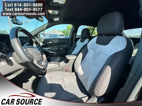 Used 2024 Chevrolet Trax RS w/ Driver Confidence Package FWD image 12