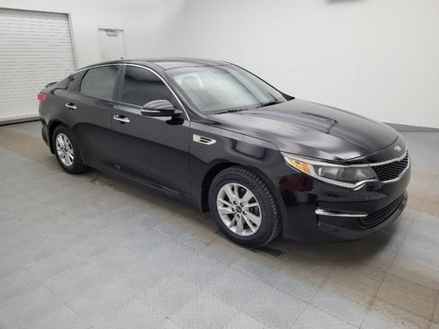 Used 2018 Kia Optima LX FWD image 11