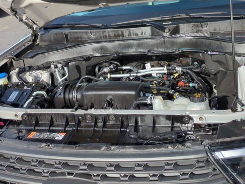 Used 2023 Ford Explorer 4WD w/ Class IV Trailer Tow Package image 31