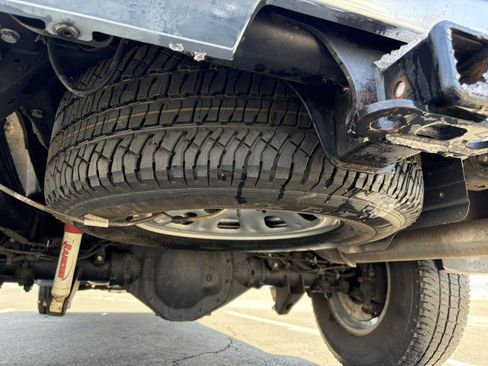 Used 2024 Chevrolet Silverado 2500 LTZ w/ LTZ Plus Package image 24