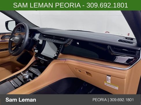 New 2026 Jeep Grand Cherokee L Summit AWD/4WD image 32