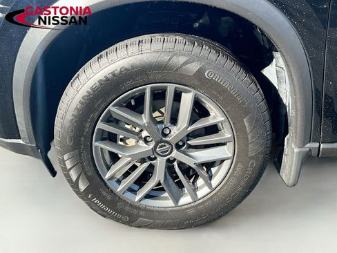 Used 2021 Nissan Rogue S image 38