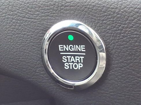 Certified 2022 Ford Edge SEL w/ Convenience Package image 23