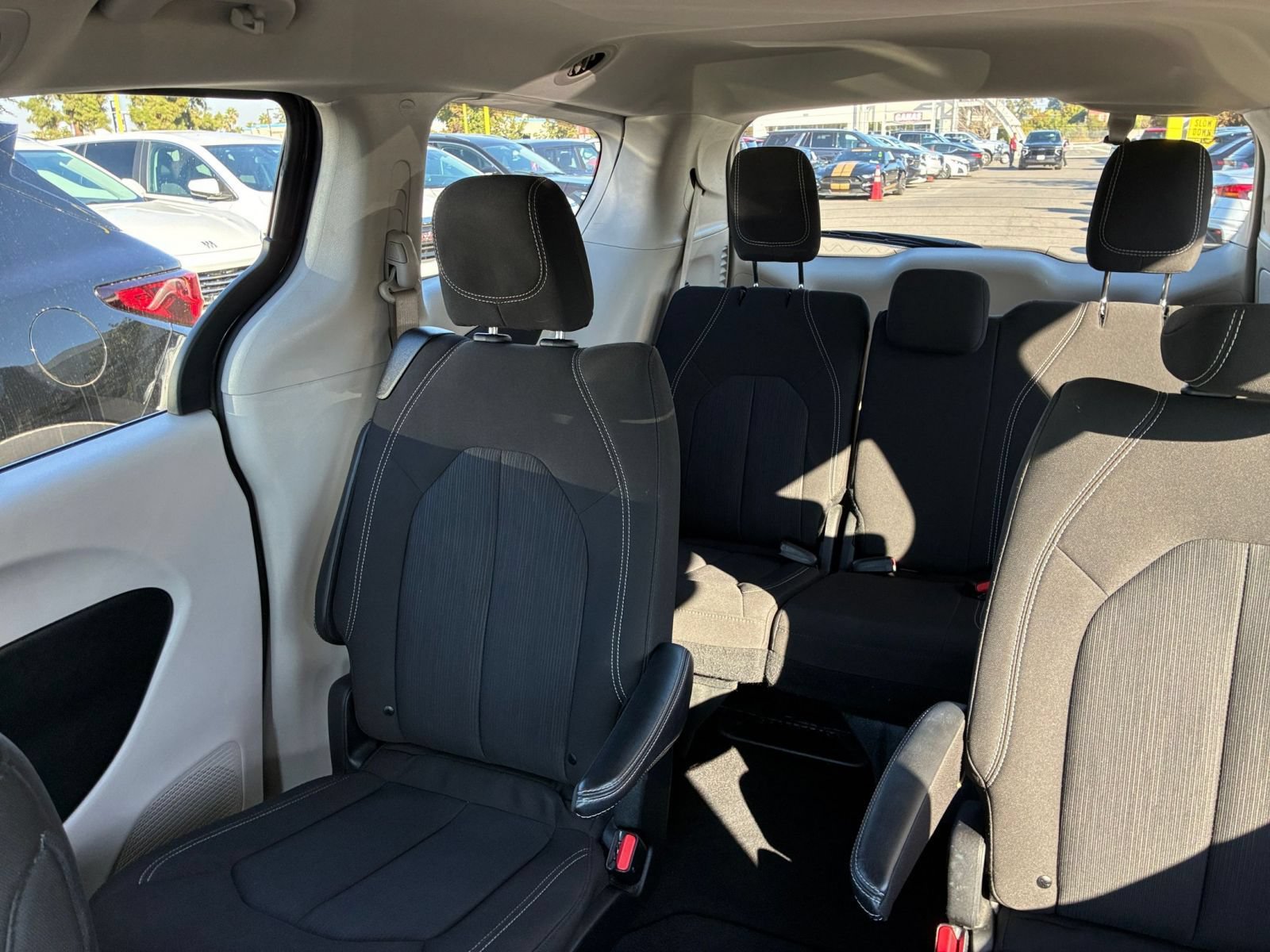 Used 2024 Chrysler Voyager LX FWD image 41