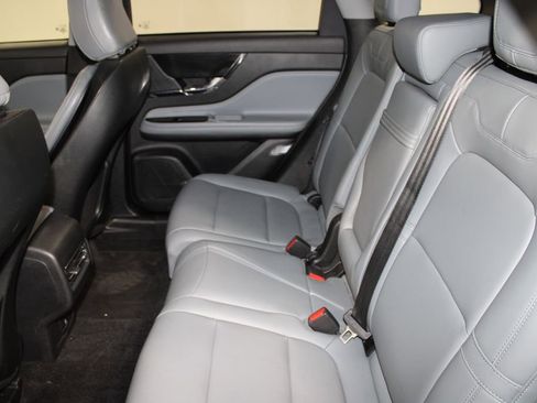 Used 2022 Lincoln Corsair Standard image 24