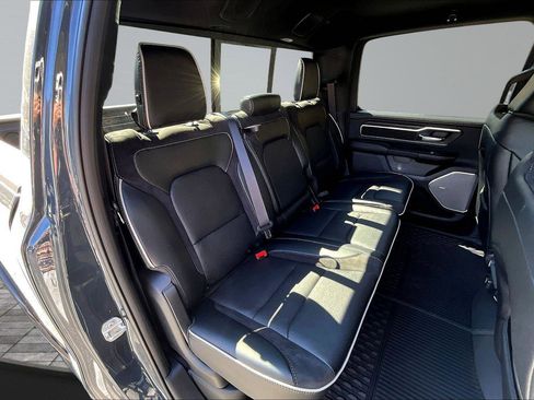 New 2026 RAM 1500 Laramie AWD/4WD image 10